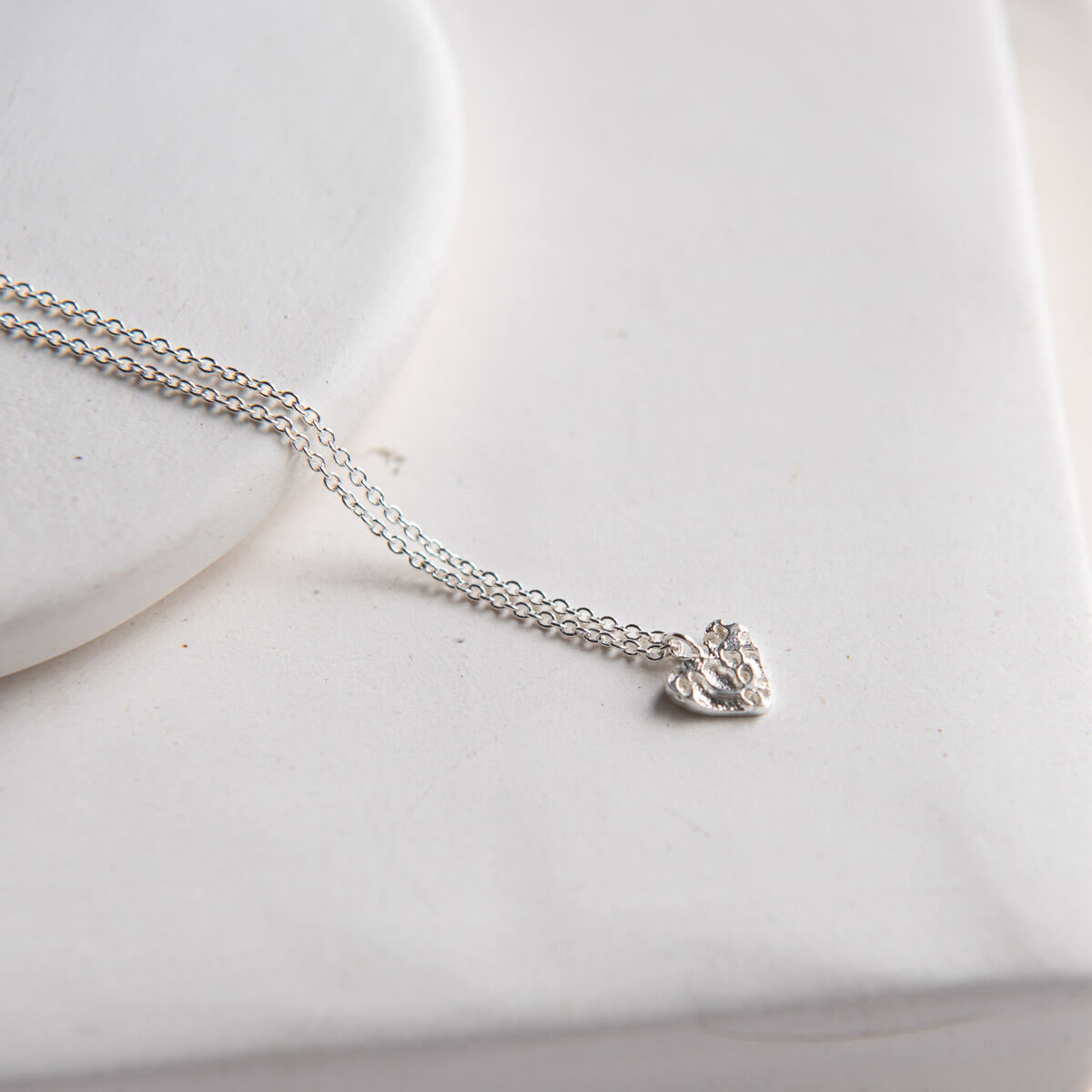 Silver necklace mini heart